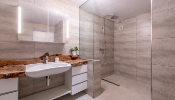 Resa estates Ibiza san Jose te koop villa main bathroom 2.jpg